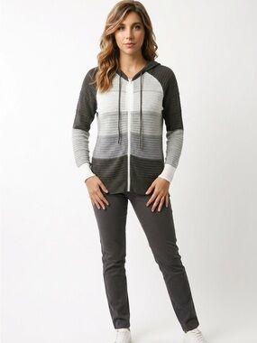 NWT🤩 |•DRAGONFLY•| Crochet Knit Full Zip Hooded Top Medium